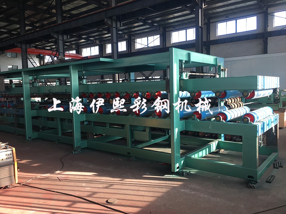凈化板彩鋼泡沫巖棉板機(jī)
